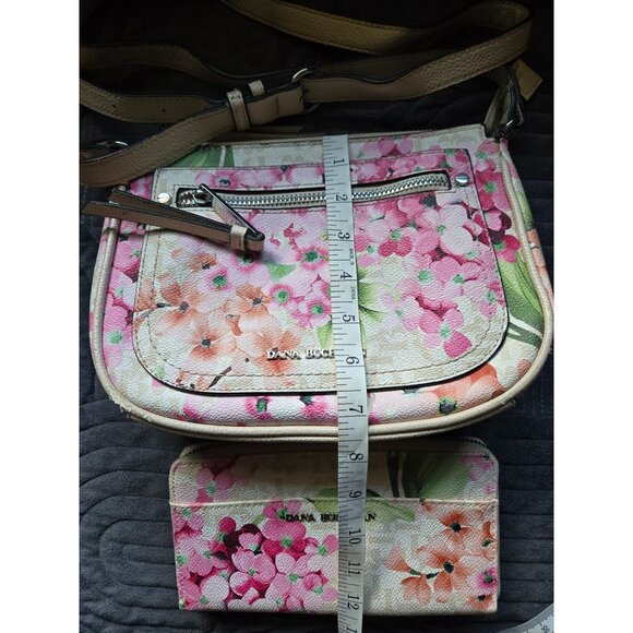 Floral Dana Buchman Crossbody Bag & Wallet Combo With Adjustable Strap Beige/Pin - Picture 6 of 6
